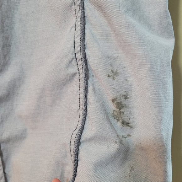 VARIOUS ATISTS,MENS LIGHT GREY DISTRESSED button-down short sleeve shirt XL - Picture 5 of 8